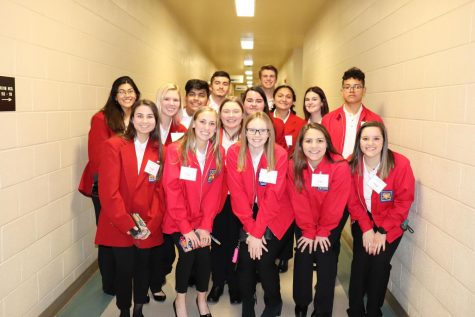 Health Knowledge Quiz Bowl team comes together before entering the competition.