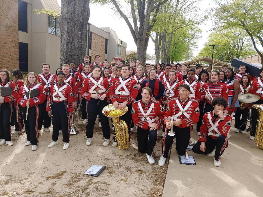 The Wind Ensemble Band gathers for a picture after completing their spring UIL contest. 