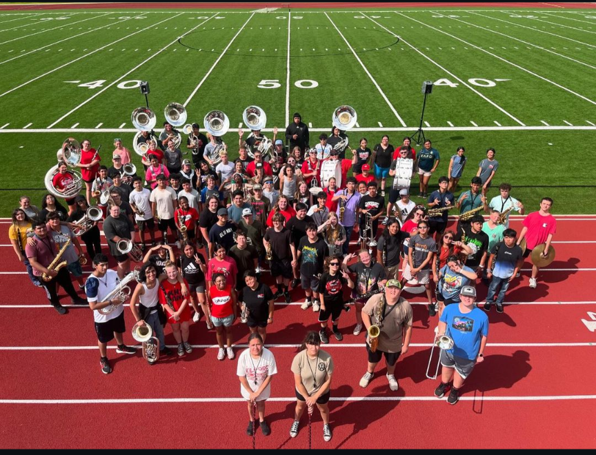 The 2024 Bulldog Band at the end of band camp.